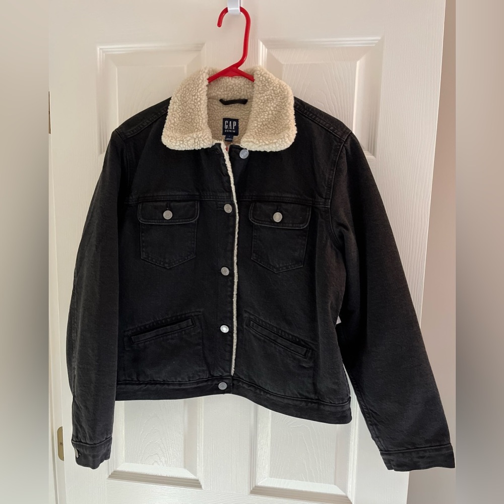 GAP Black Jean Jacket with fleece lining - NWT